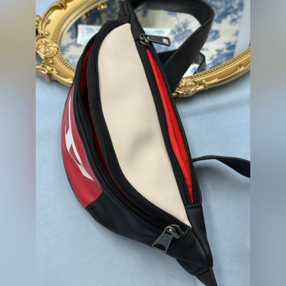 🆕 DIESEL 🧿 NWOT Faux Leather KOINBE Bum Bag with Contrasting Logo, Navy & Red - Picture 14 of 15